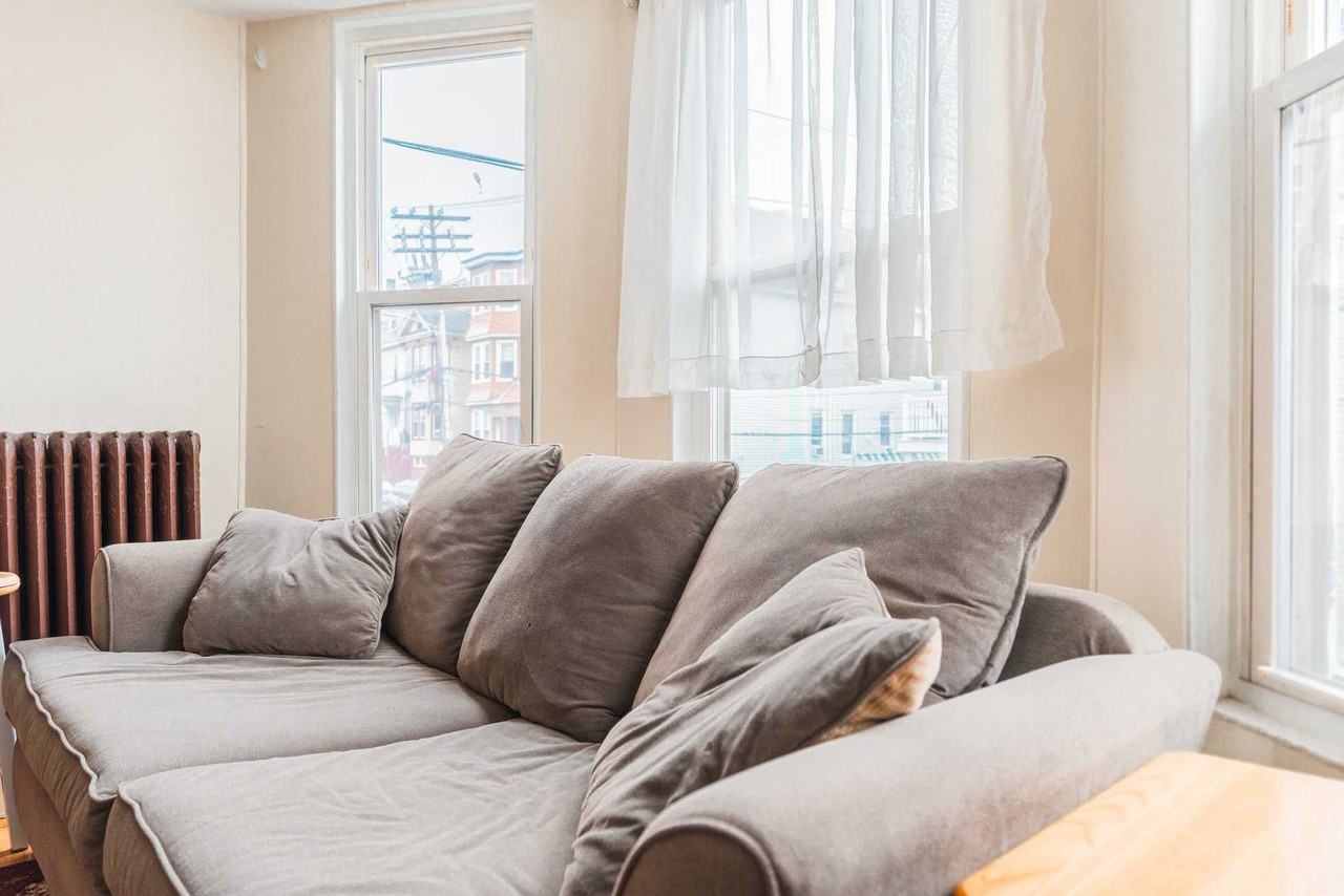 Meridian St - Photo 2 of 23