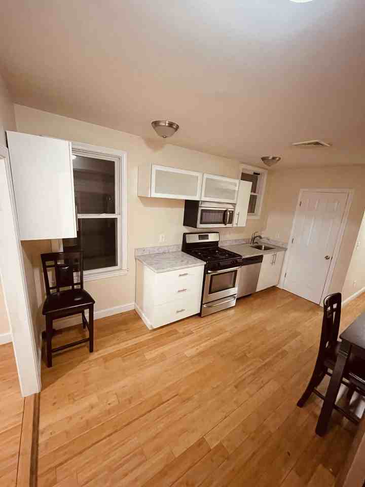 Orleans St - Photo 4 of 22