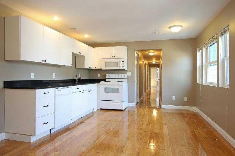 Monmouth St - Photo 5 of 19