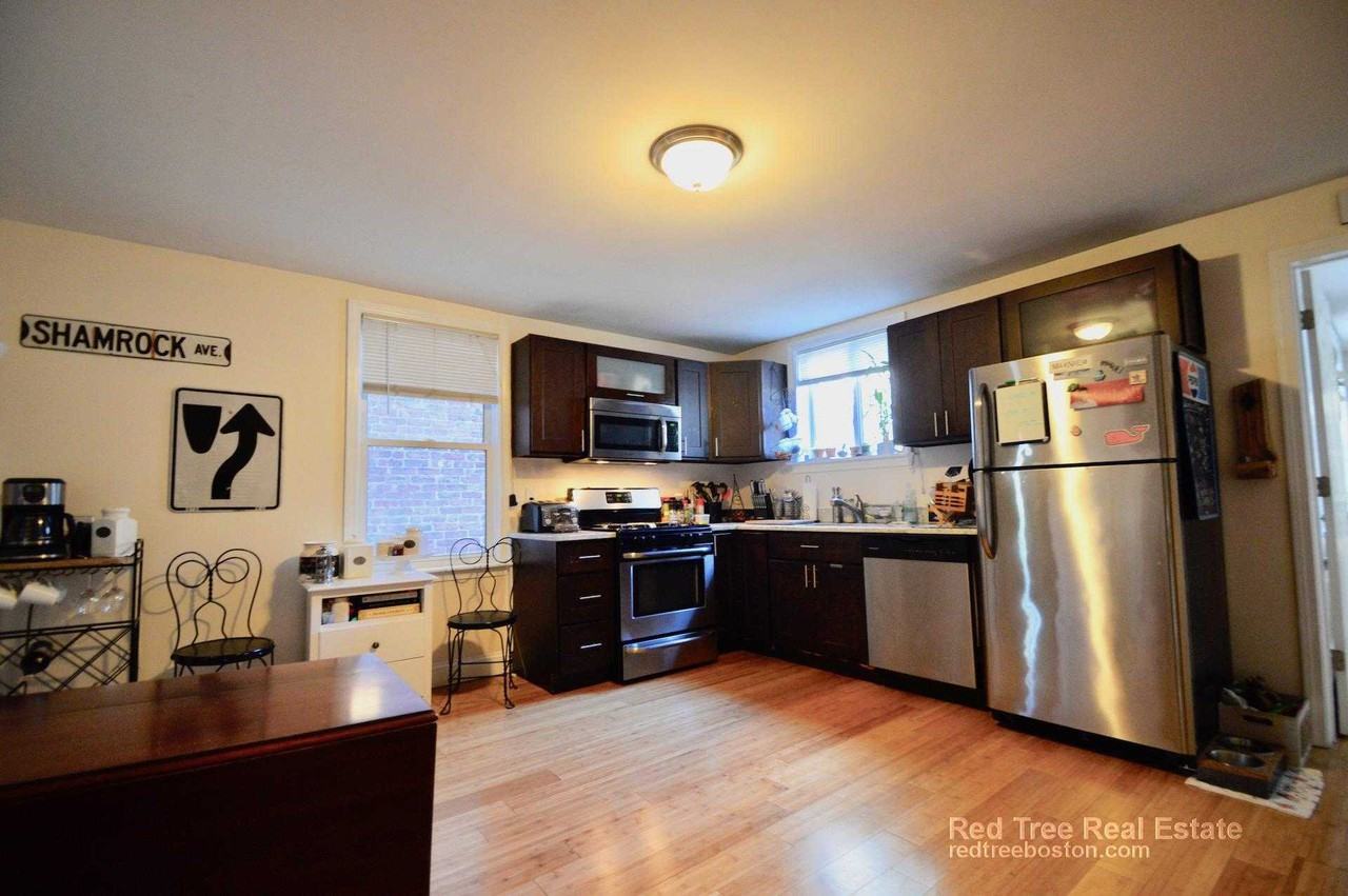 Havre St - Photo 3 of 15