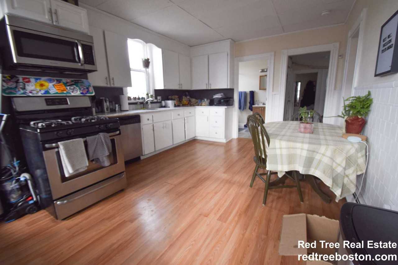 Maverick St - Photo 3 of 14