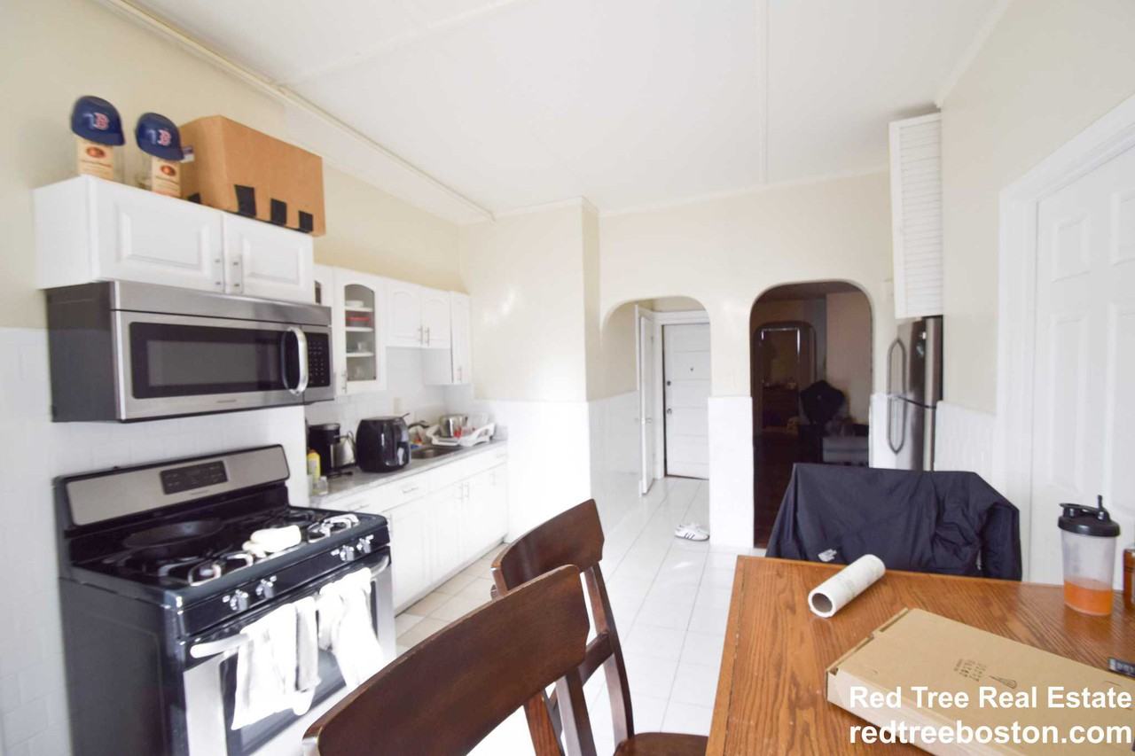 Maverick St - Photo 2 of 10