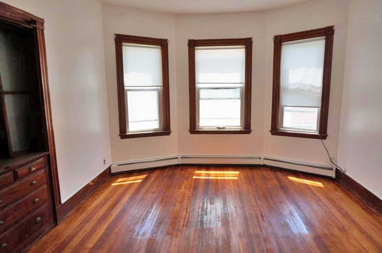 Walden St - Photo 4 of 9