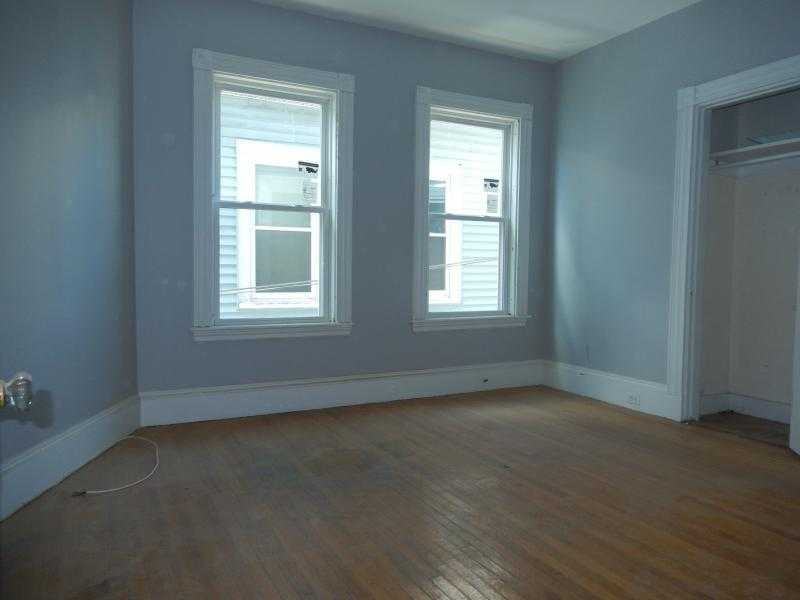 Greenmount St - Photo 6 of 8