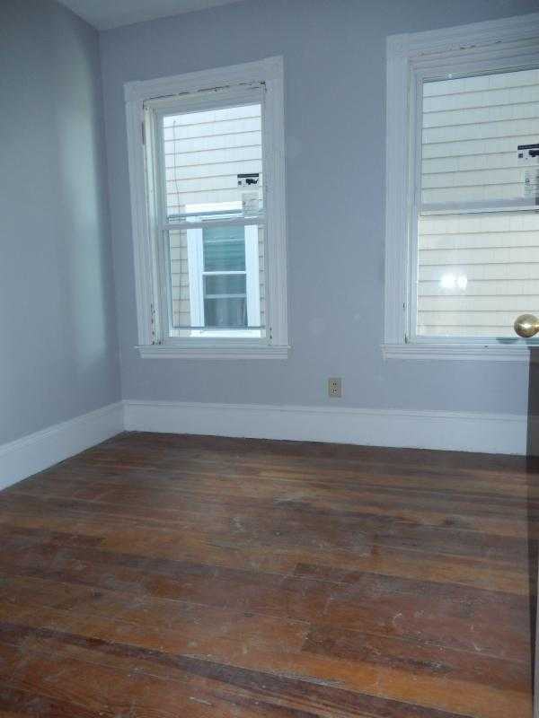 Greenmount St - Photo 7 of 8