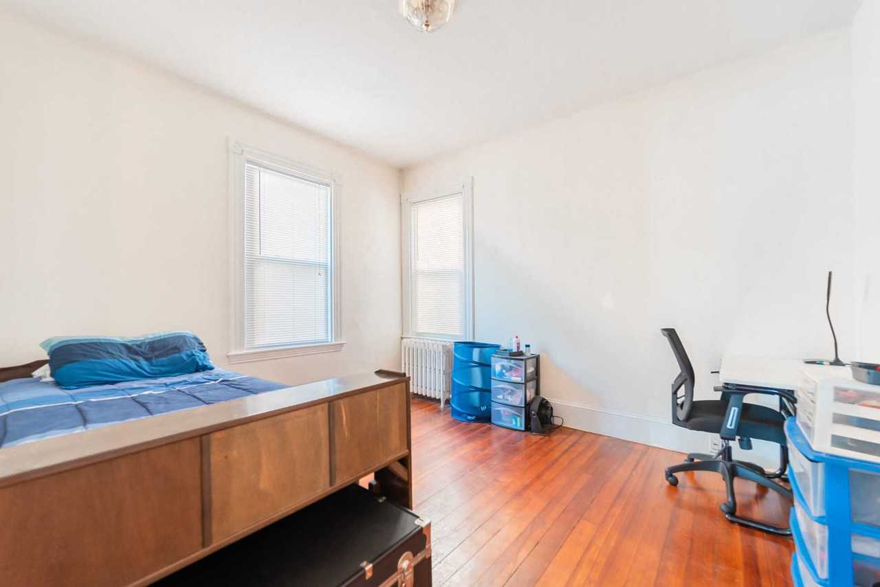 Centre St - Photo 6 of 7