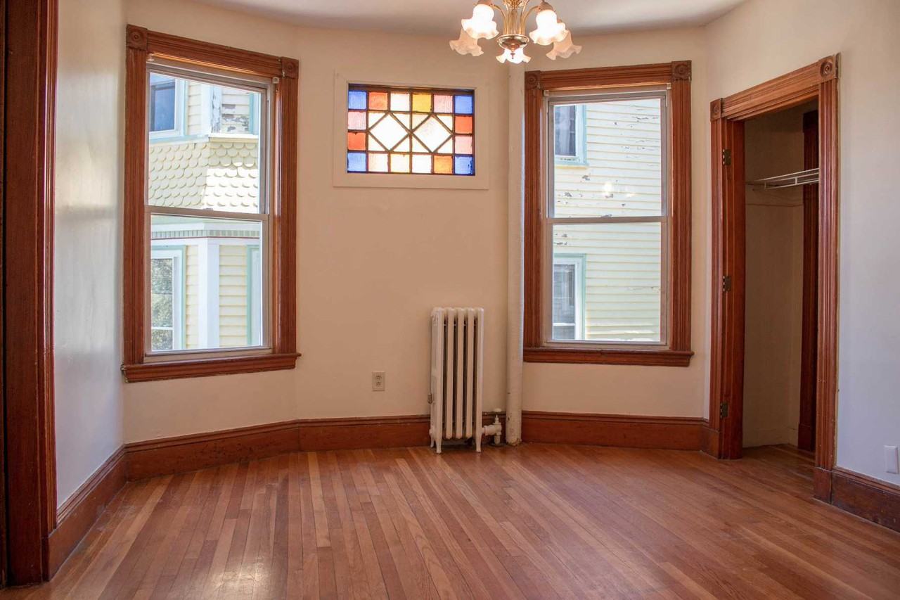 Centre St - Photo 7 of 11