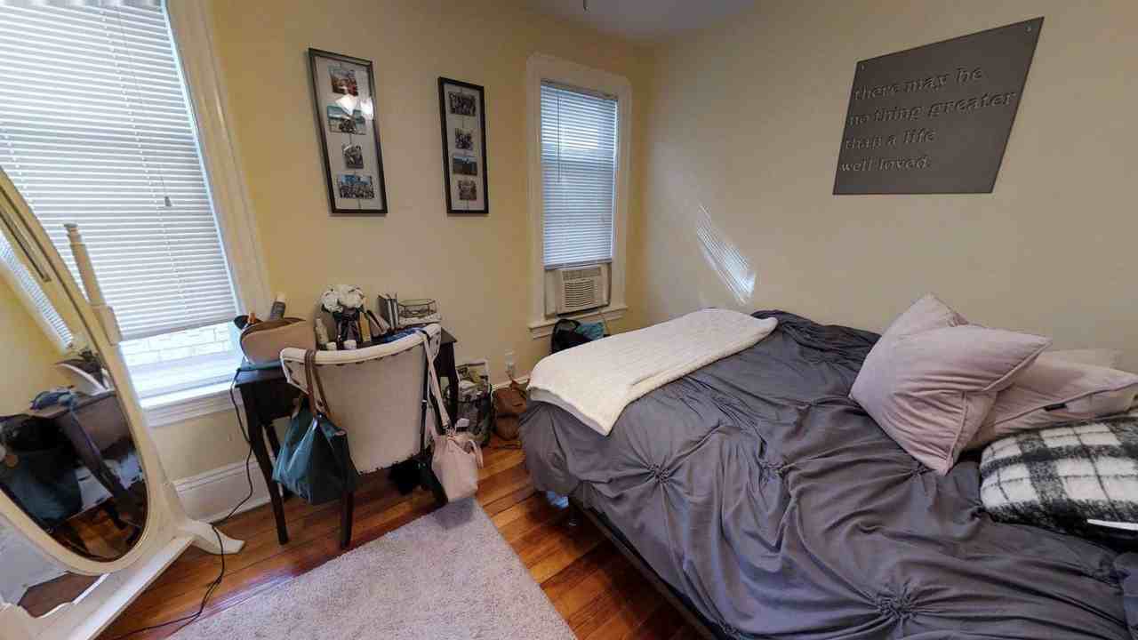 Chandler St - Photo 4 of 13