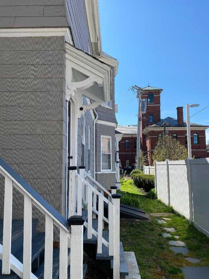 Blake St - Photo 7 of 12