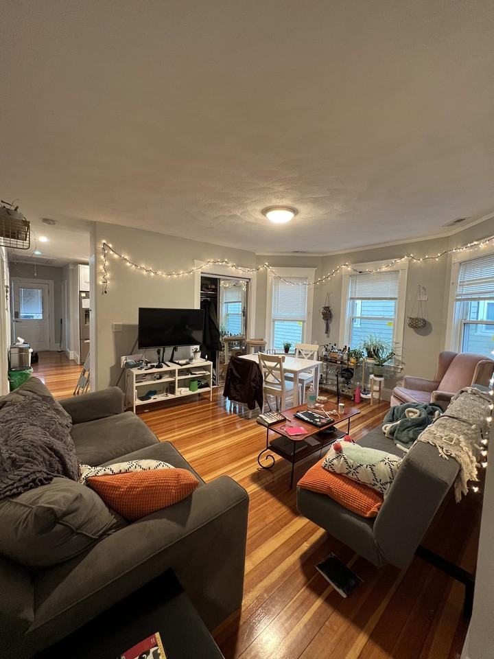 Highland Ave - Photo 5 of 23