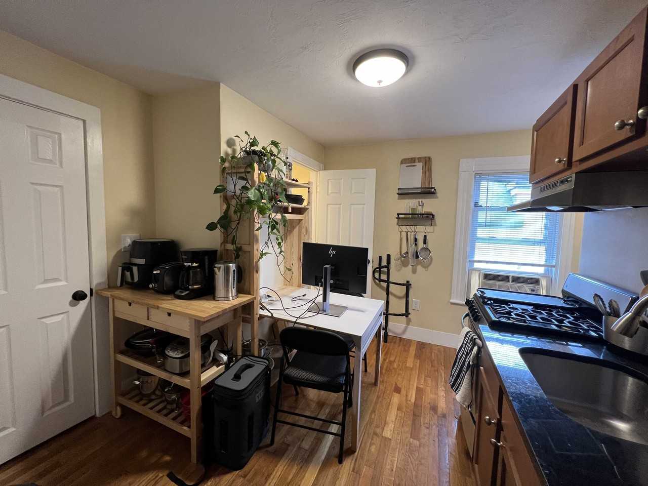 Blake St - Photo 7 of 26