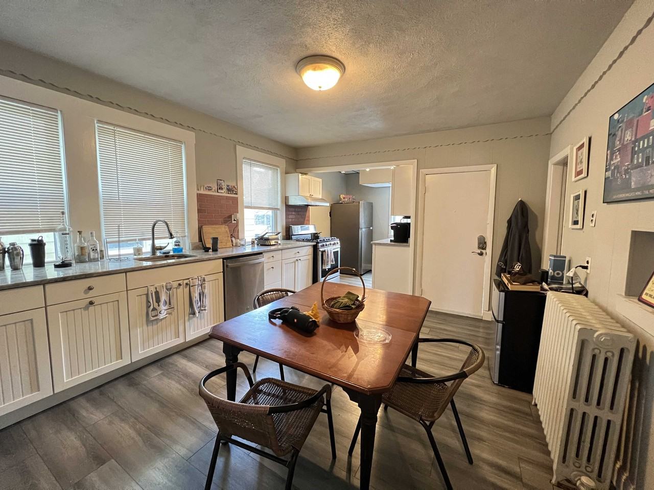 Highland Ave - Photo 2 of 23