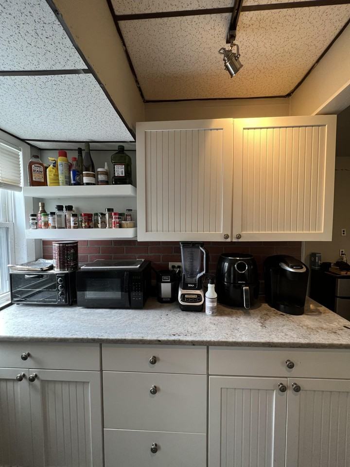 Highland Ave - Photo 5 of 23