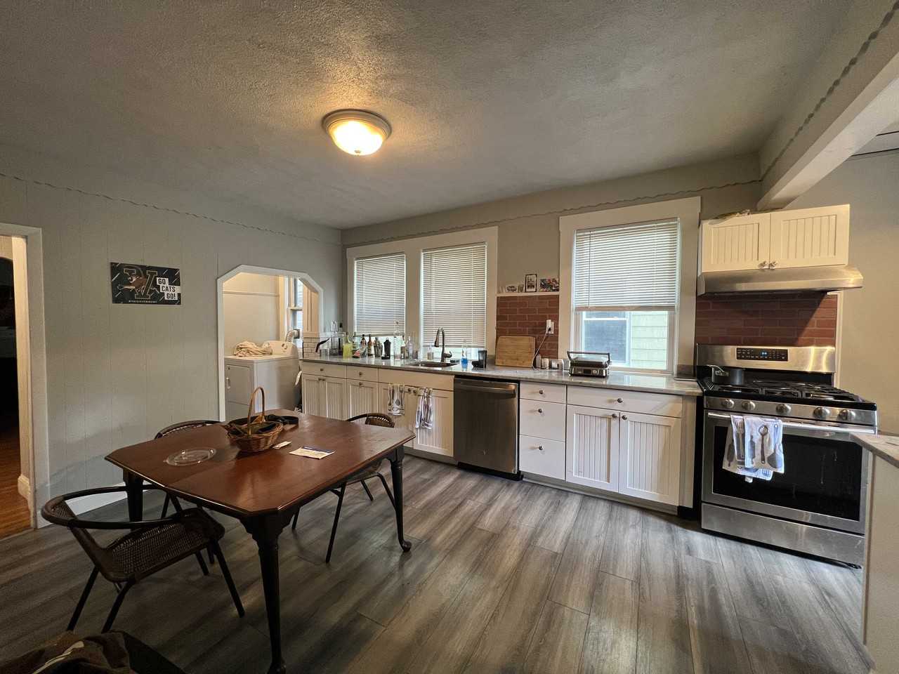 Highland Ave - Photo 6 of 23