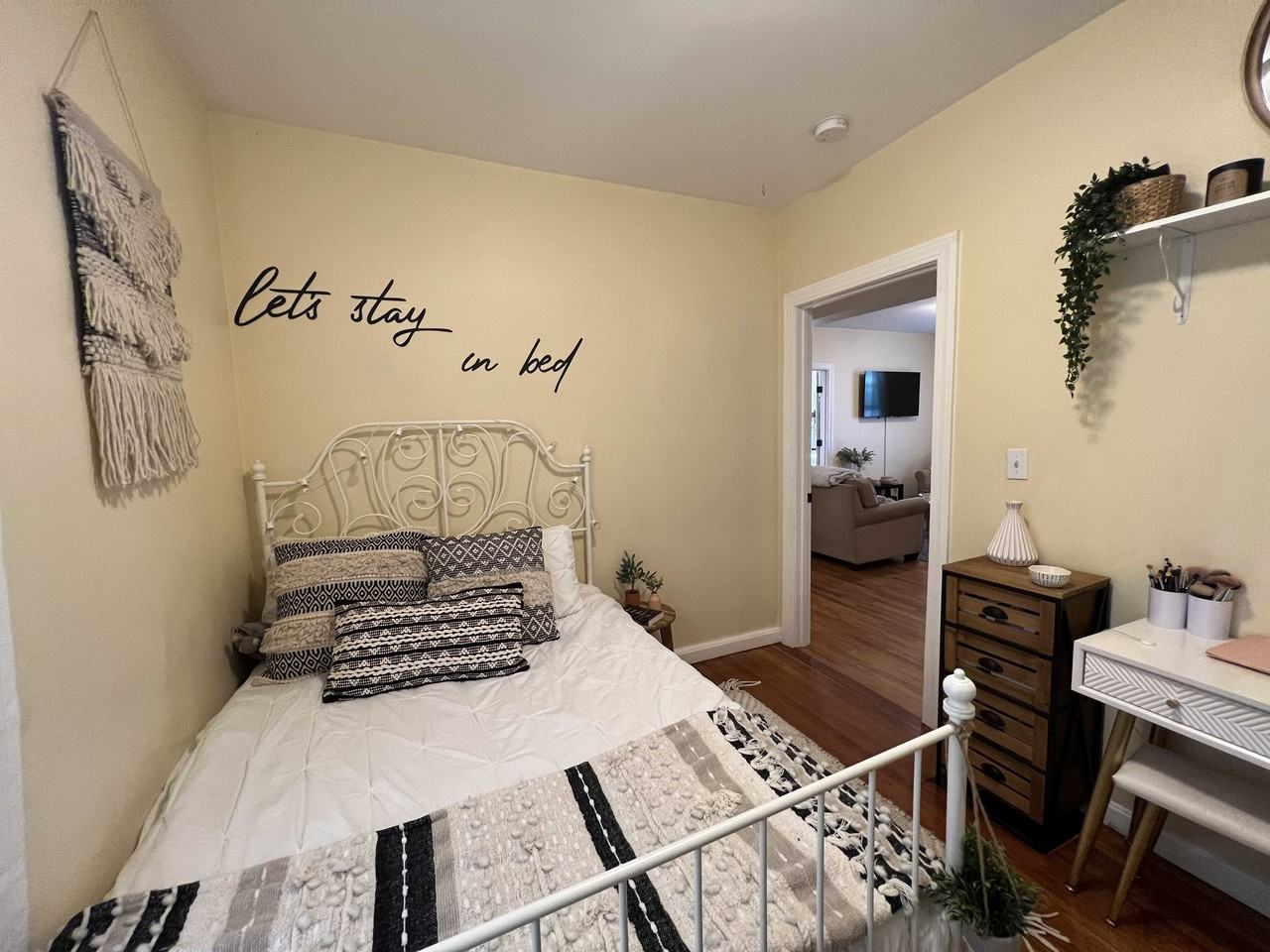 Gorham St - Photo 7 of 21