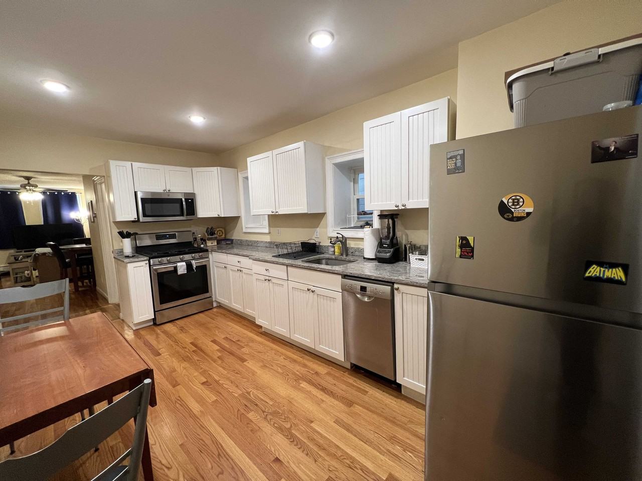 Cross St - Photo 2 of 13