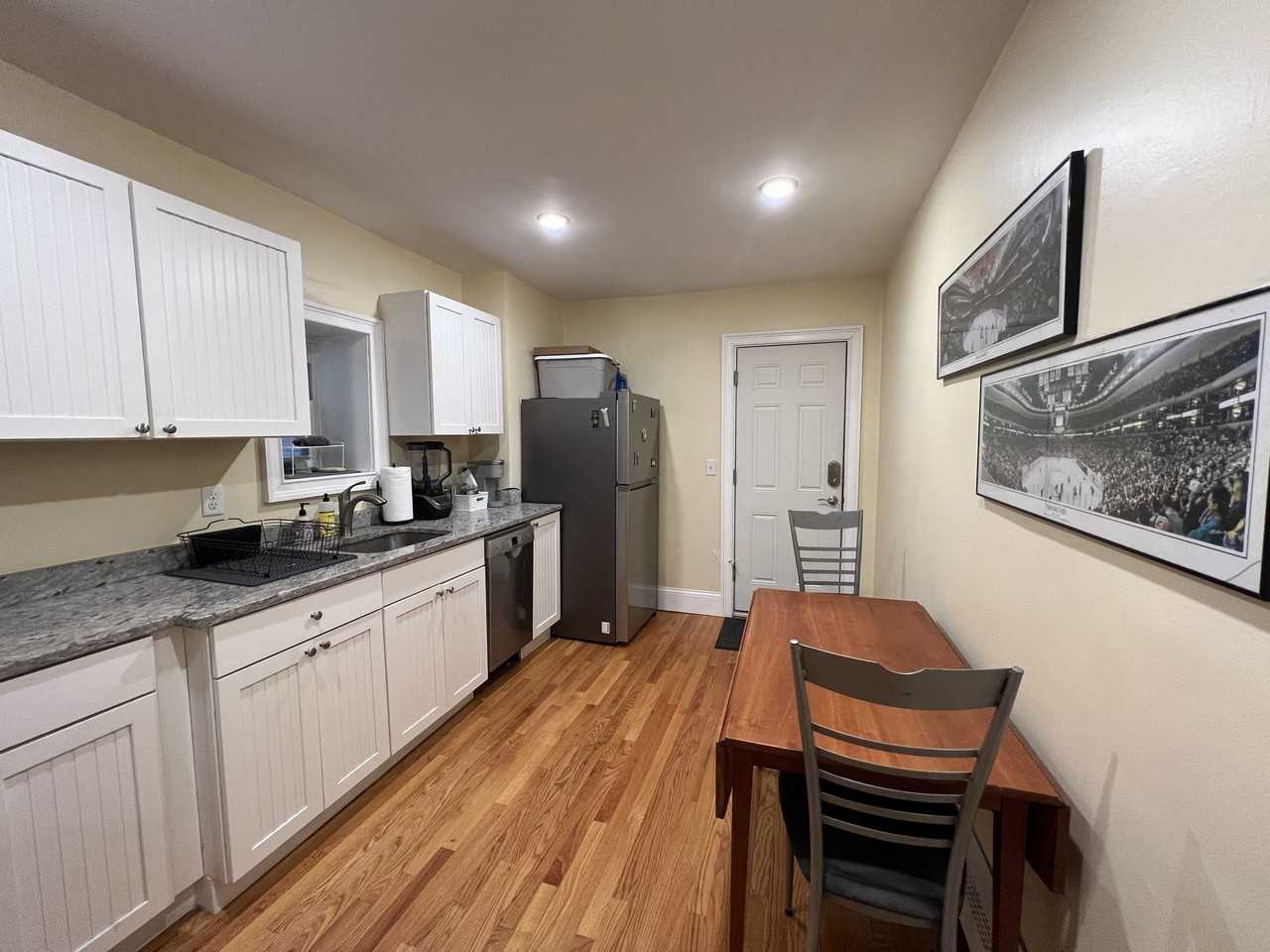 Cross St - Photo 3 of 13