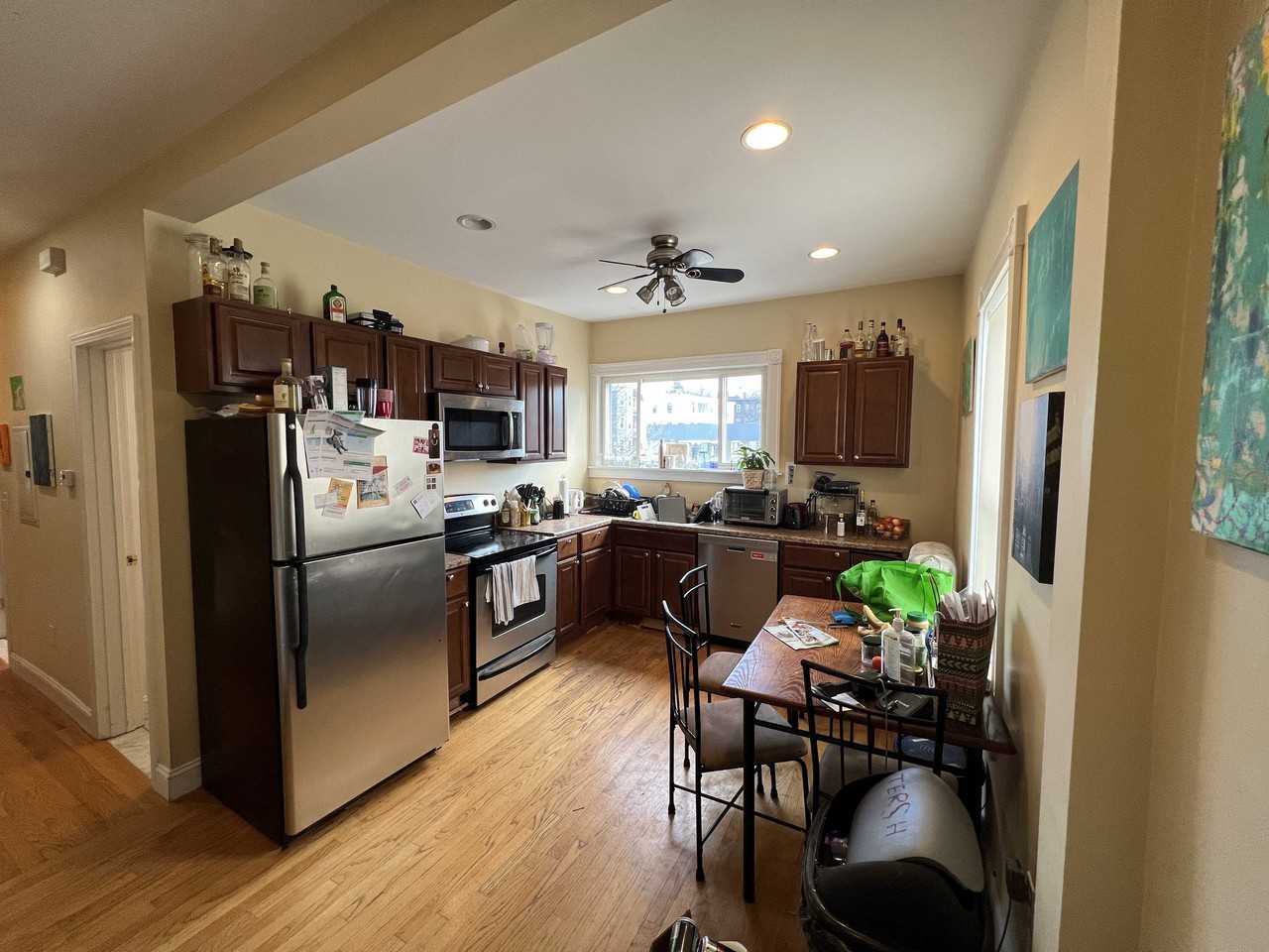 Victoria St - Photo 3 of 12