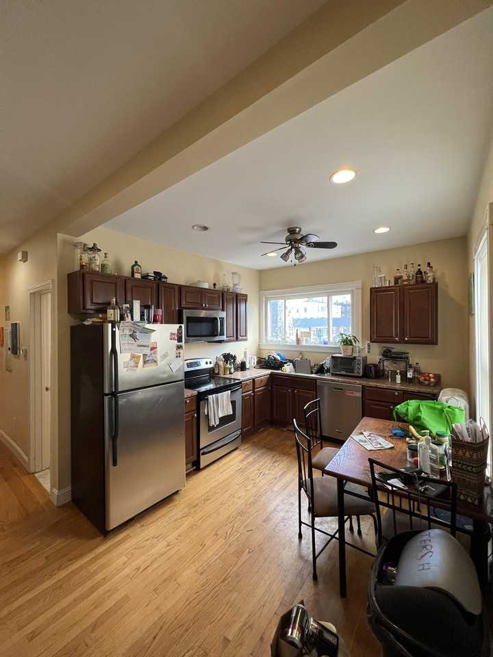 Victoria St - Photo 4 of 12