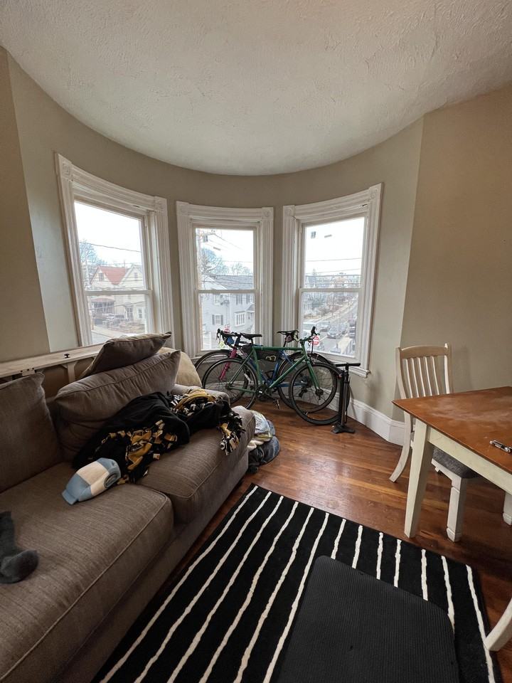 Cedar St - Photo 6 of 12