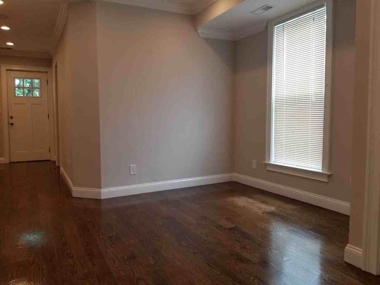 Walnut St ## 49 - Photo 5 of 9