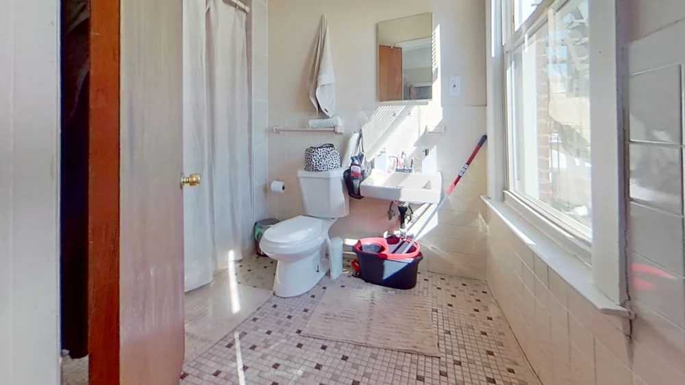 Melrose St - Photo 7 of 11