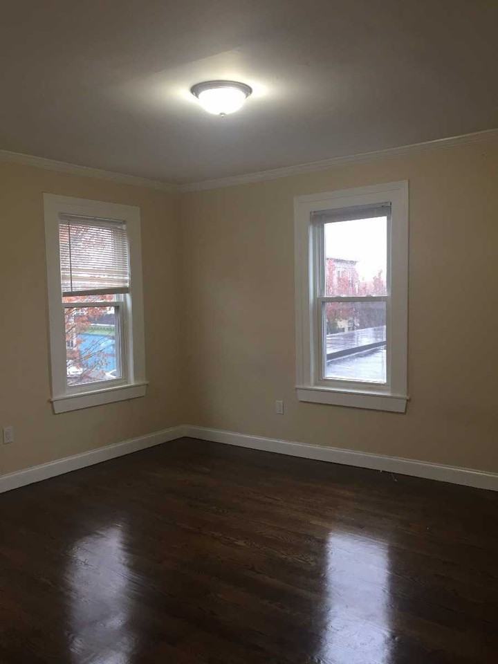 Washington St - Photo 5 of 9