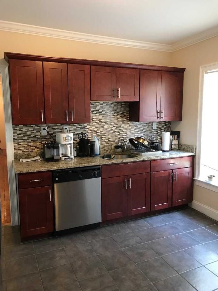 Dix St - Photo 2 of 8