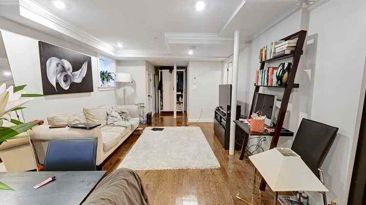 Washington St - Photo 3 of 7