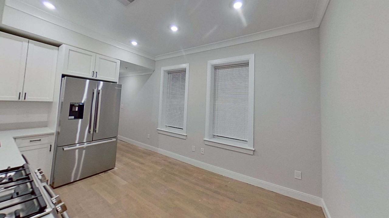 Englewood Ave - Photo 2 of 6