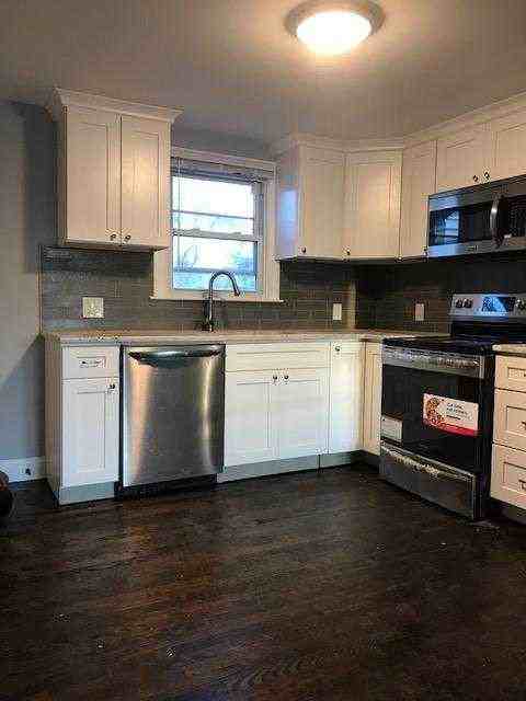 Hardwick Ter - Photo 2 of 11