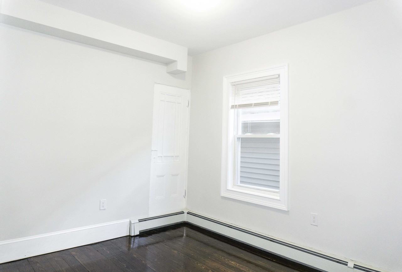 Washington St - Photo 7 of 9