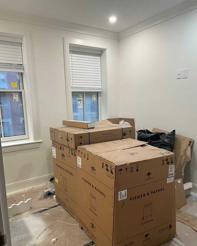 Grove St - Photo 3 of 4