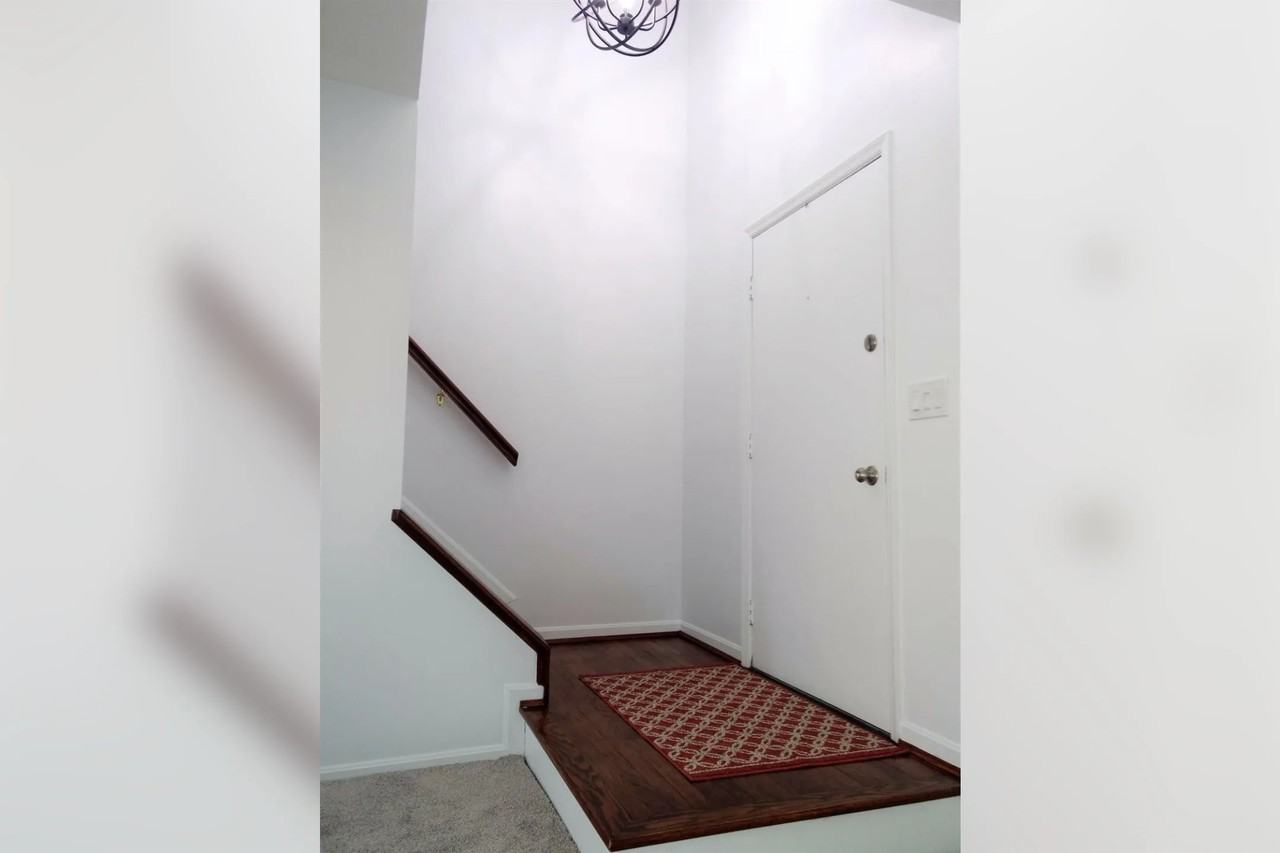 10 Woodsview Ln - Photo 3 of 33