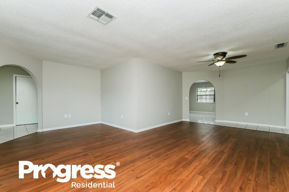 5041 Circus Ln - Photo 3 of 16