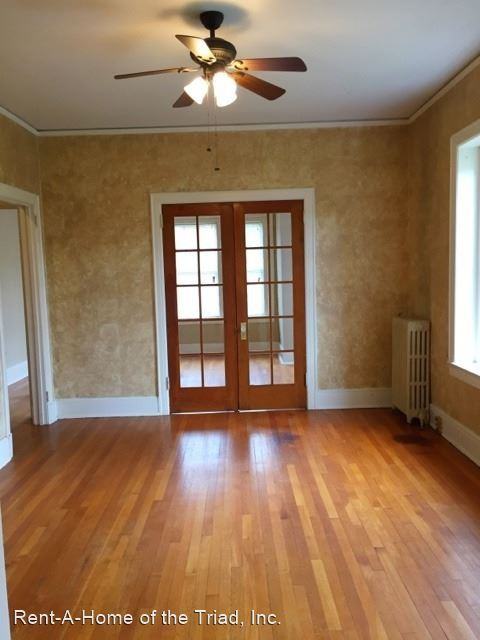 906 906 B-2 West Market Street - Photo 2 of 8