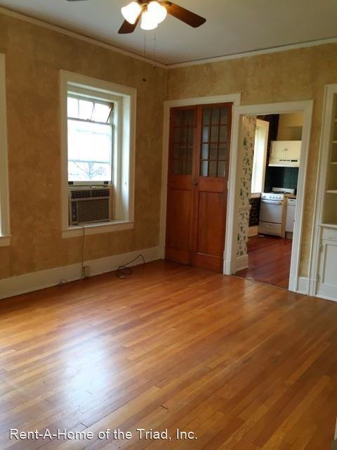 906 906 B-2 West Market Street - Photo 3 of 8