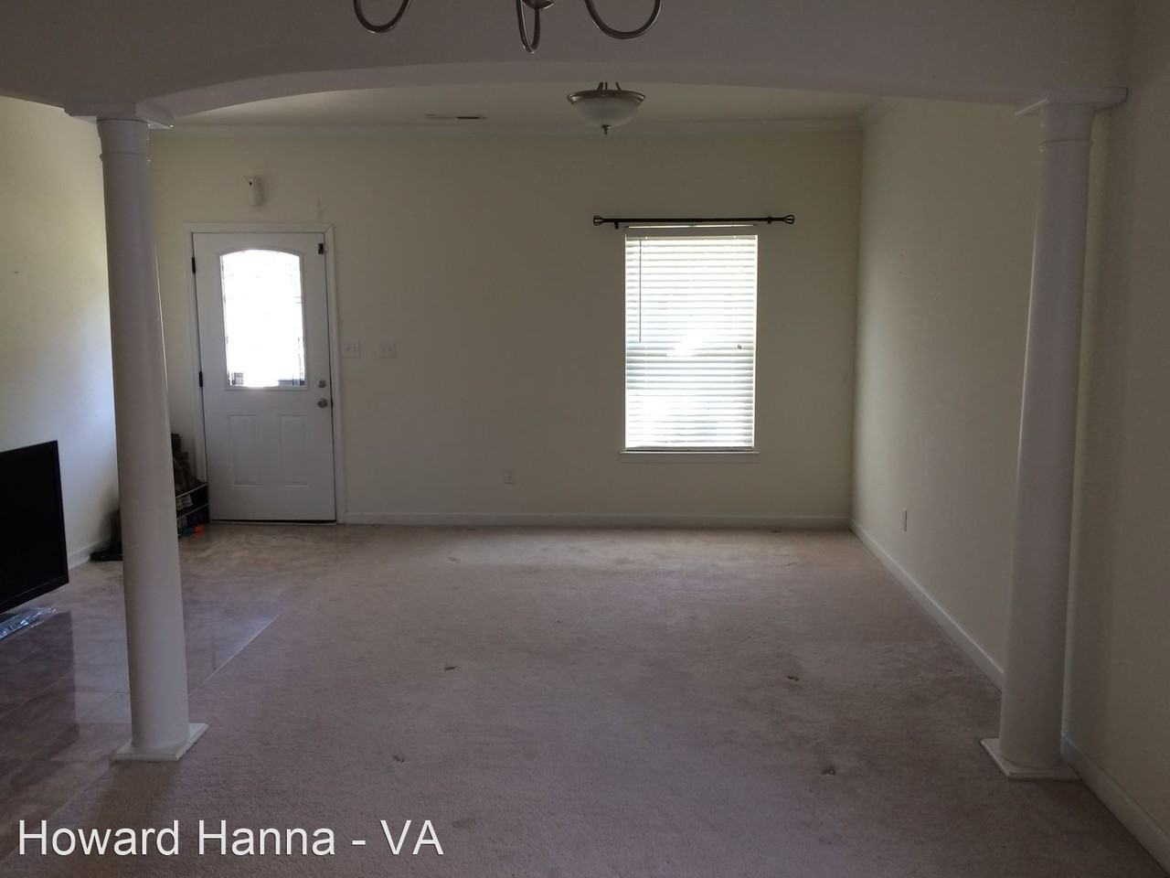 5184 Kennebeck Ave - Photo 3 of 17