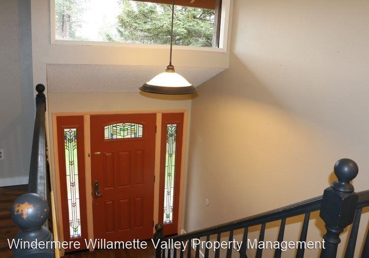 1692 Sw Reed Pl - Photo 3 of 32