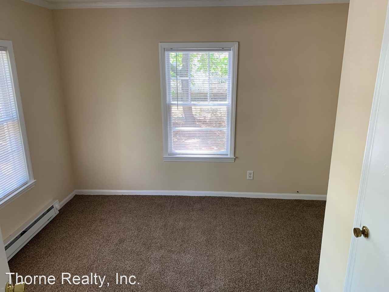 702 E Philips St - Photo 3 of 11