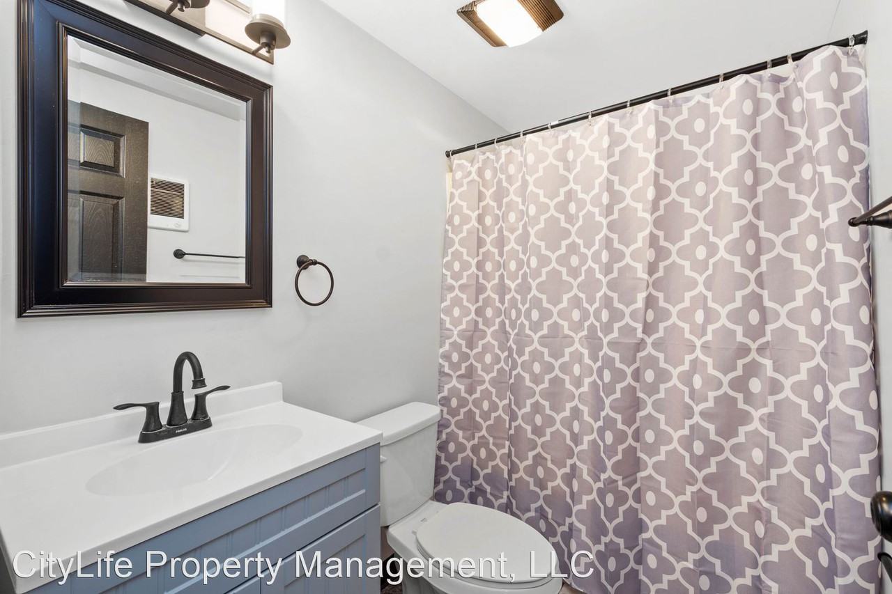 3022 Perrysville Ave - Photo 2 of 22