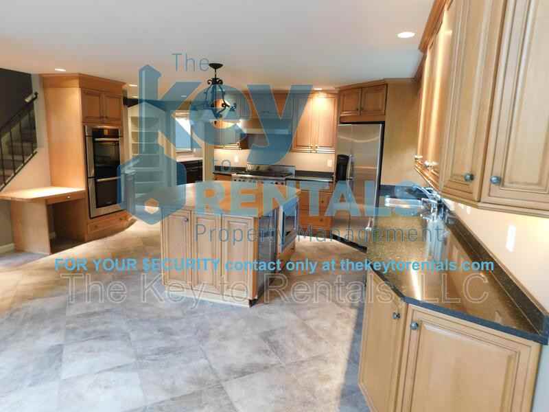 9 Woodstock Ln - Photo 3 of 21