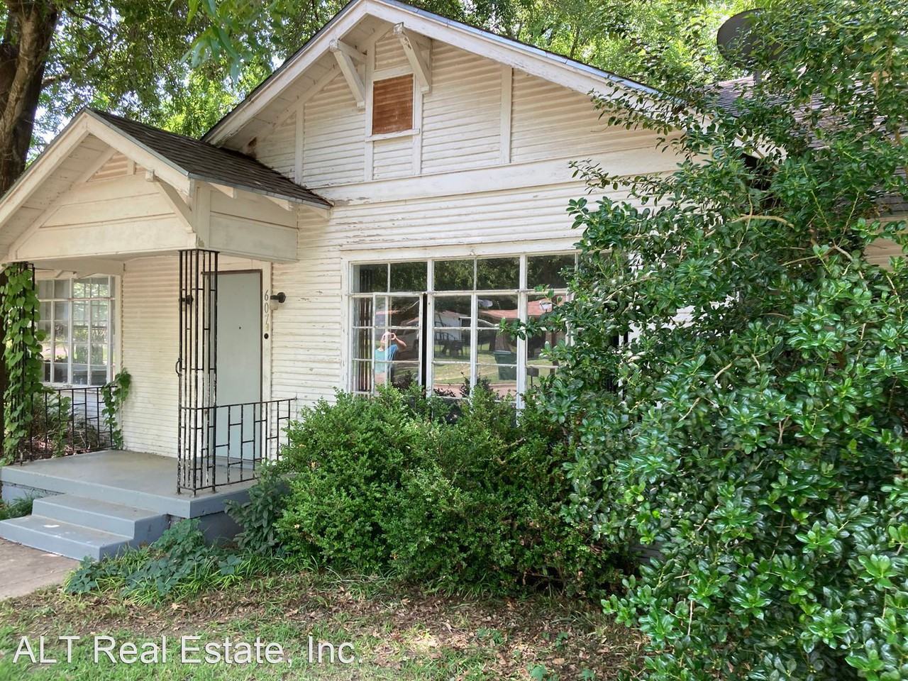 605-607 E 12th St - Photo 3 of 23