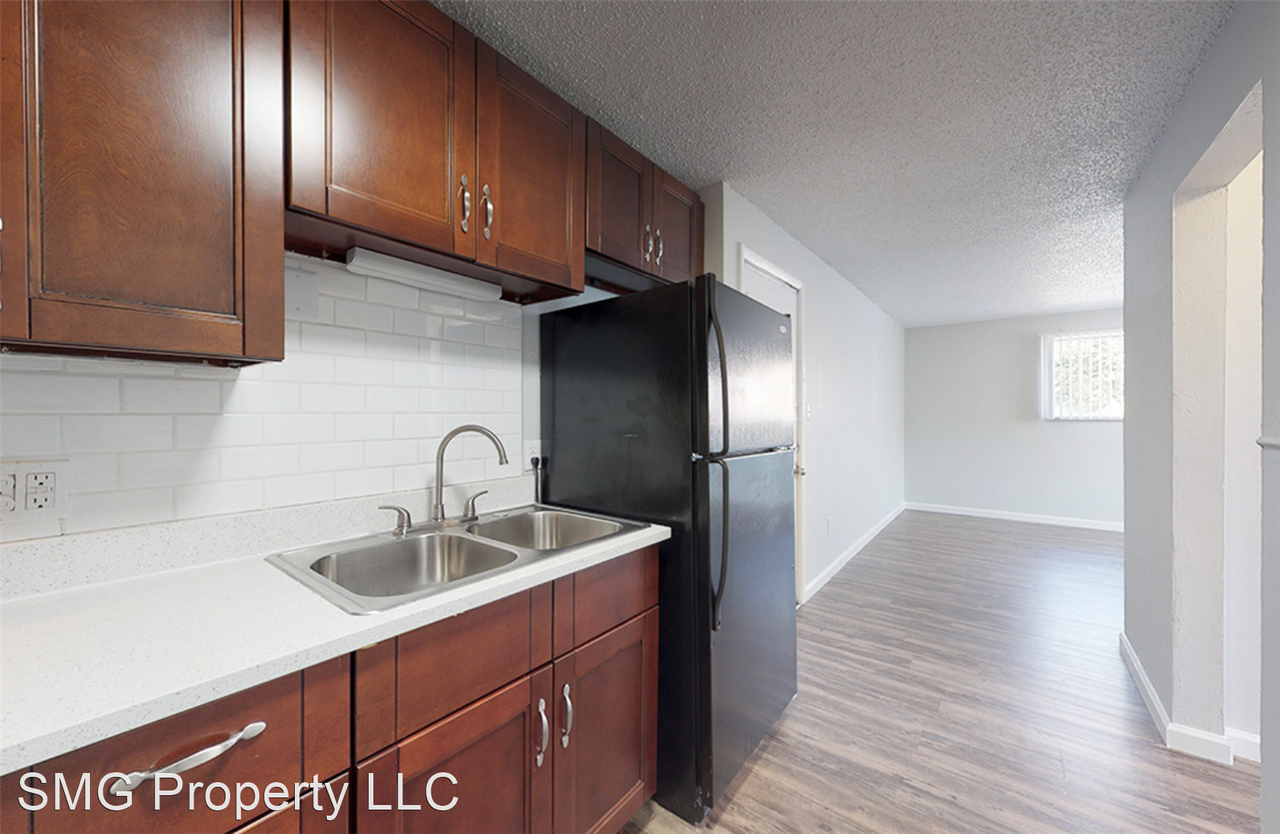 1463 Macon Street - Photo 3 of 8