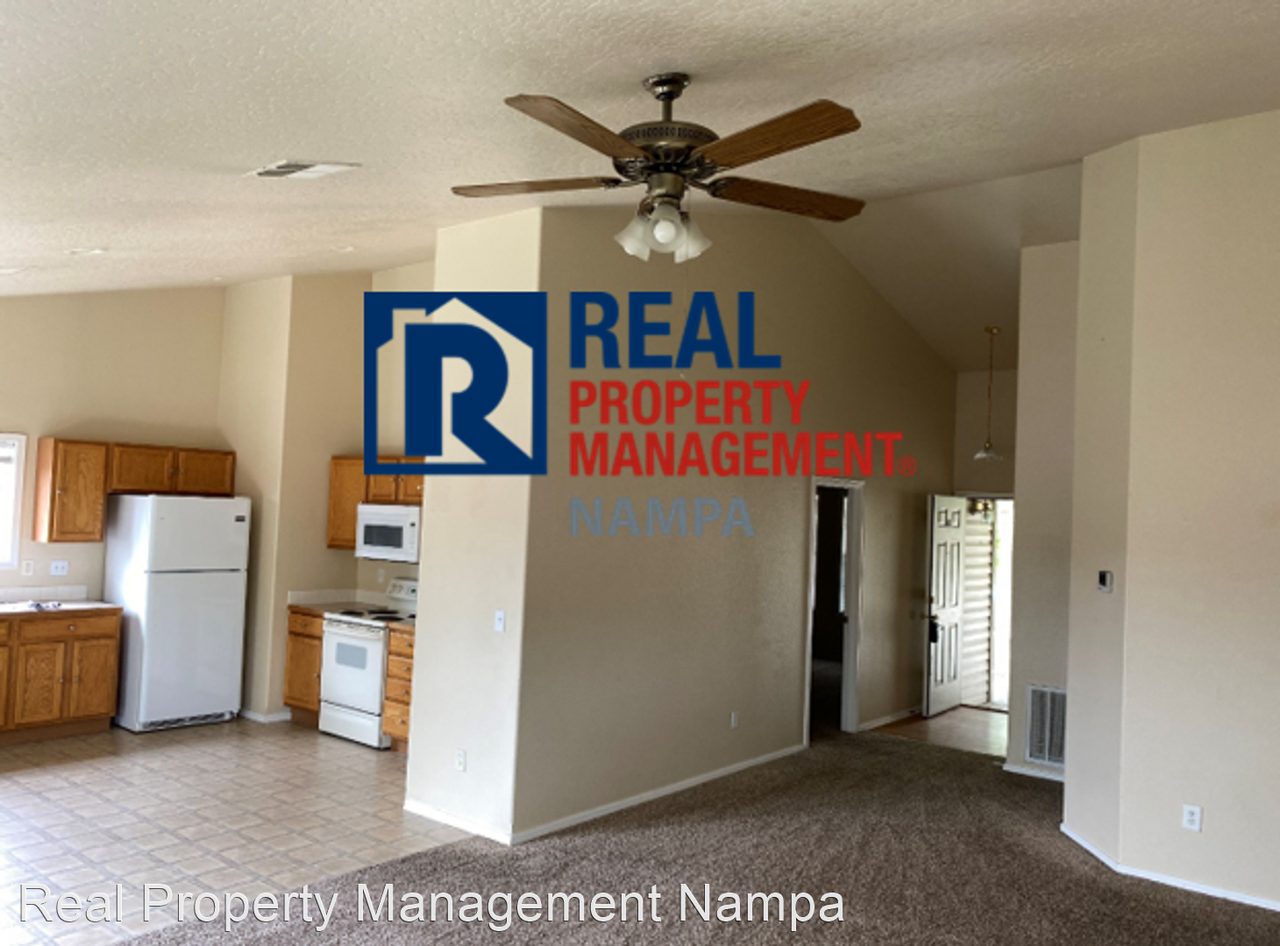 3519 Blossom Way, Caldwell, ID 83605 3 Bedroom House for 1,800/month