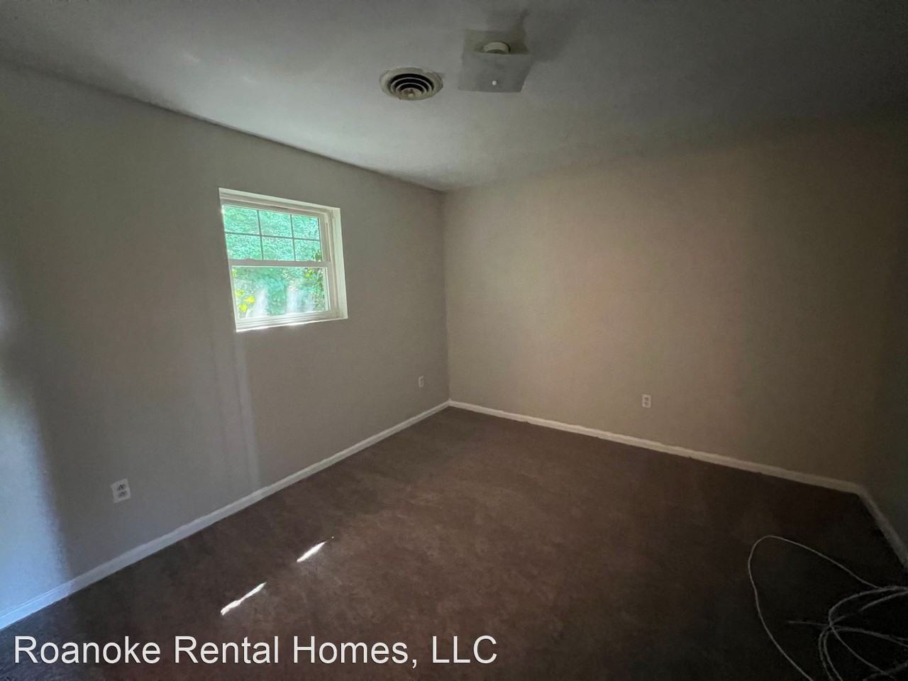 821 Westside Blvd - Photo 2 of 2