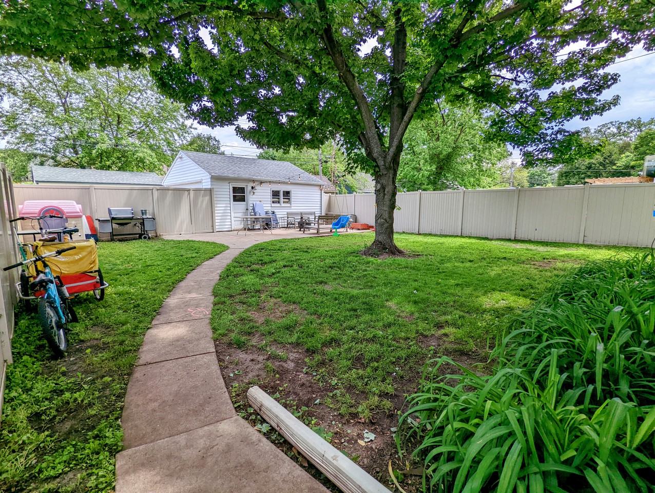 3145 41st Ave S - Photo 2 of 17