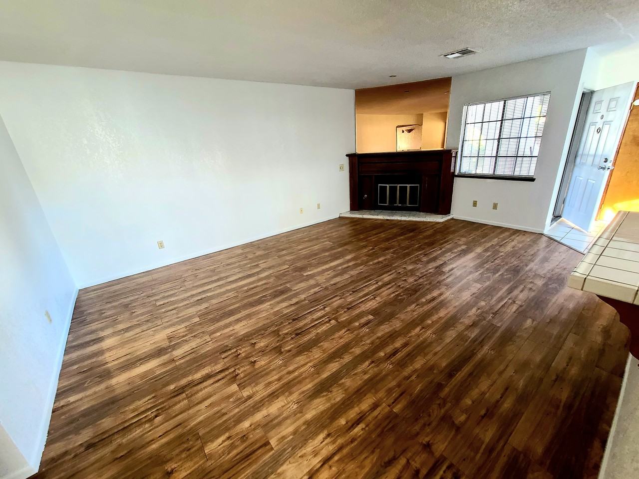 5105 Eldora Ave #4 - Photo 7 of 24