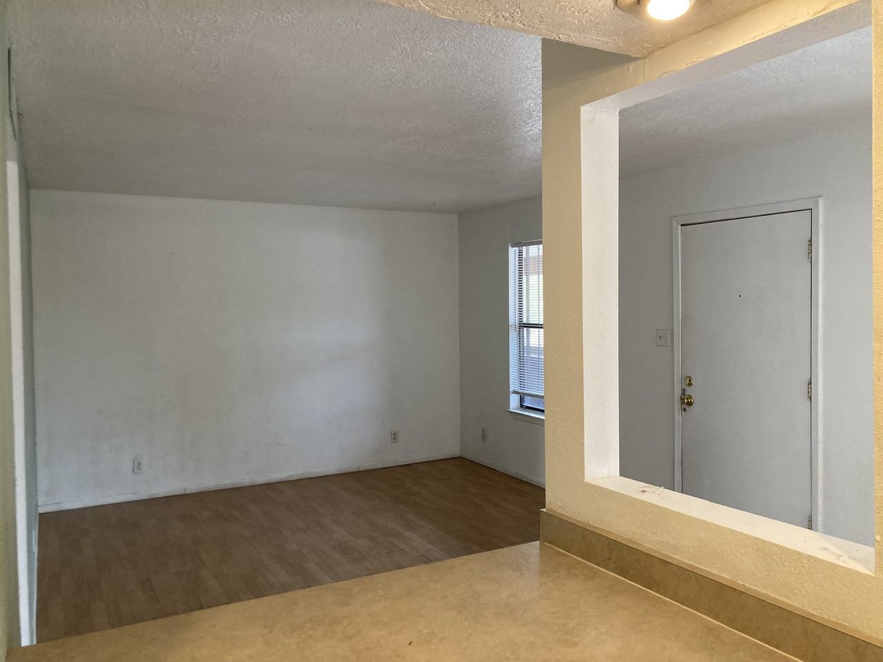 2810 Vail Ave Se - Photo 7 of 30