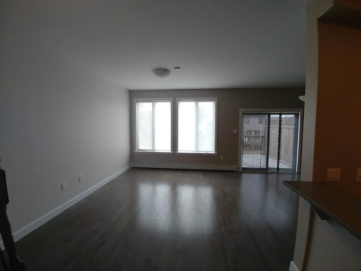 572 Broad Street - Photo 2 of 15
